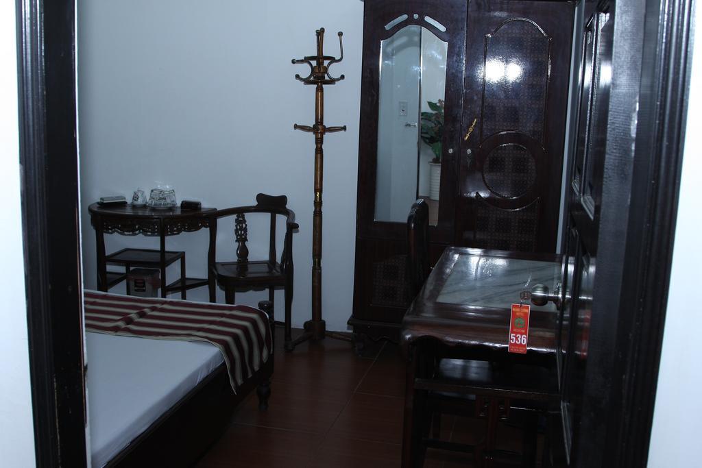 Hoang Cuong Hotel ハノイ市 エクステリア 写真