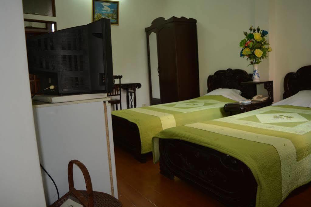 Hoang Cuong Hotel ハノイ市 エクステリア 写真