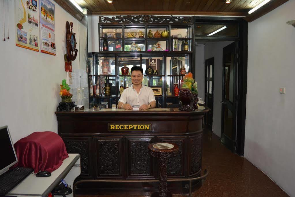 Hoang Cuong Hotel ハノイ市 エクステリア 写真
