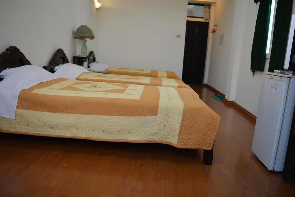 Hoang Cuong Hotel ハノイ市 エクステリア 写真